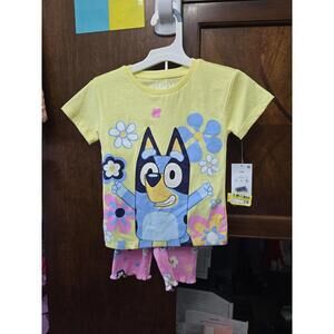 18m brand new bluey from disney shorts outfit.Set item 676
